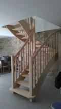 escalier sur mesure en hêtre 81